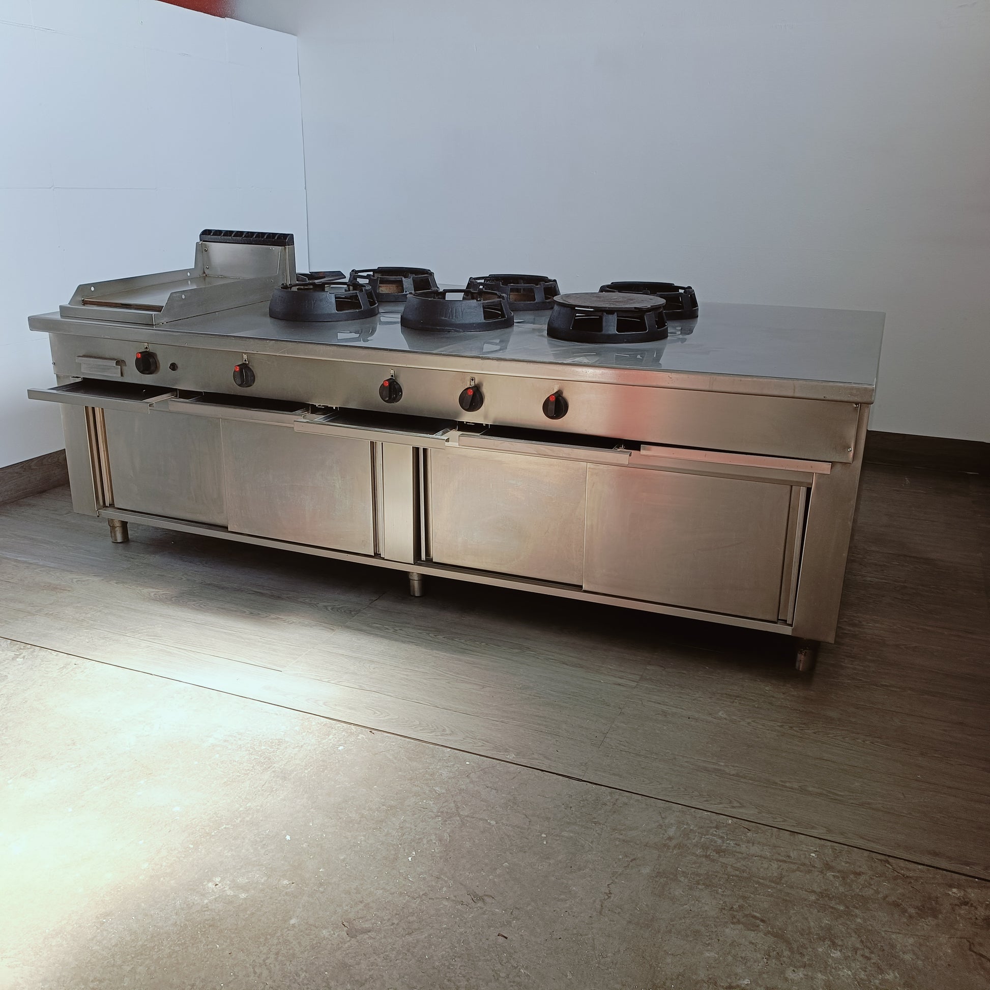 cucina cinese Wok 7 fuochi in acciaio inox AISI 304