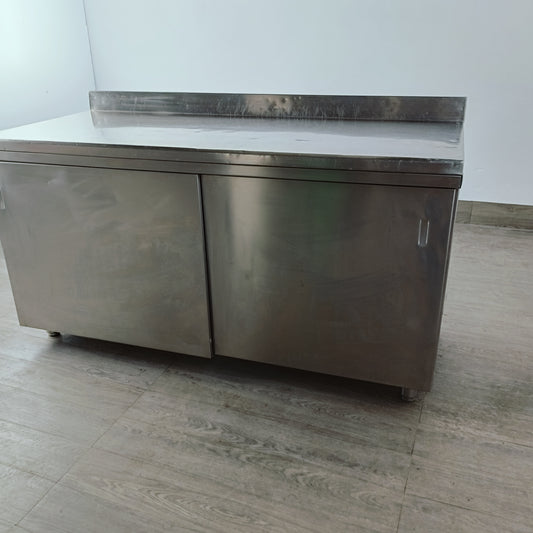 Tavolo Inox armadiato - 2 porte scorrevoli con alzatina - cm 160x70